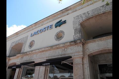 Not only has Lacoste succeeded in involving the community, but it has also combined something very similar to a local natural phenomenon with its own brand. This store was being heavily shopped, thanks also to a winsome fit-out.